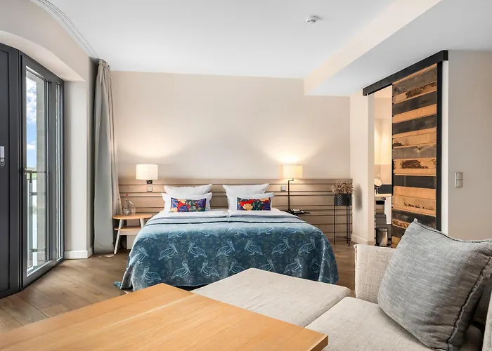 Zollenspieker Fahrhaus Hotel 4*