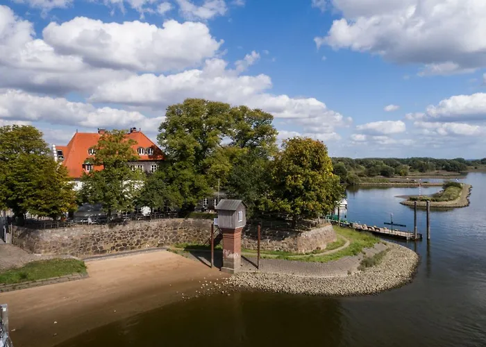 Zollenspieker Fahrhaus Hotel